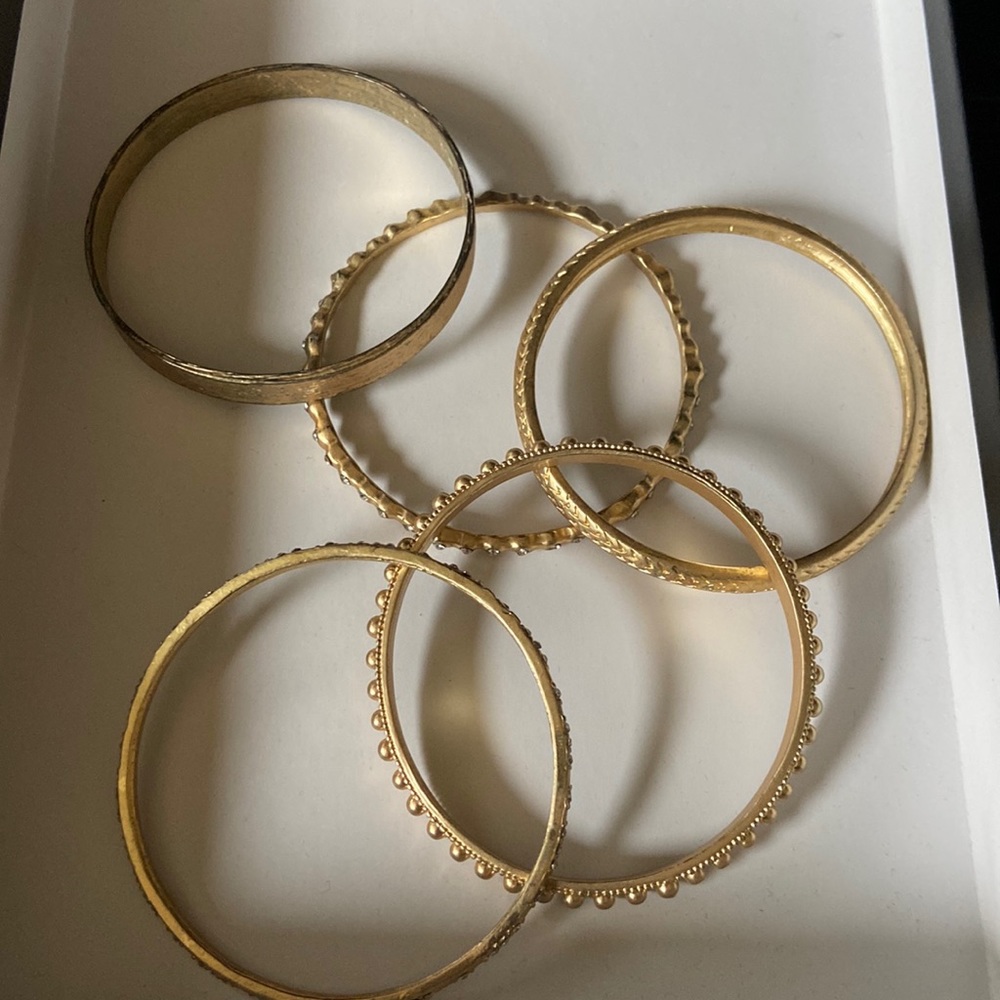 Gold bracelet set